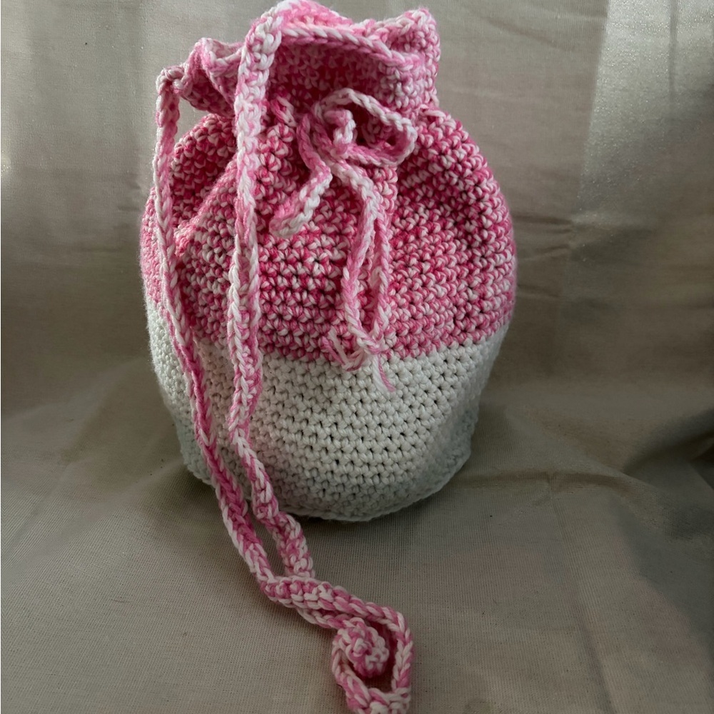 Handmade Pink and White Mini Crochet Bag - Picture 2 of 4